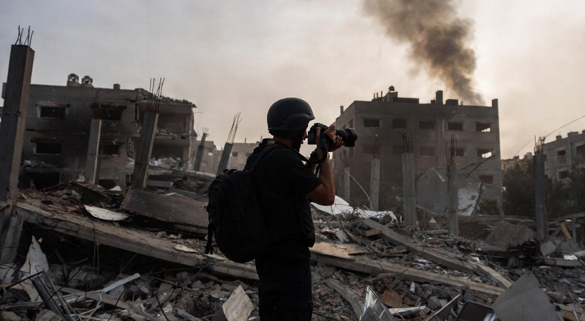 2025年の報道関係者の死者数が過去最多、紛争取材のリスクが高まる