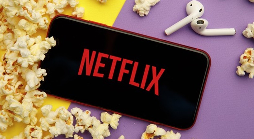 Netflixがモバイルアプリを全面刷新、縦型動画フィードを4月末に投入