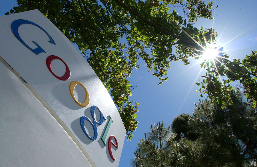 <p>MOUNTAIN VIEW, CA – MAY 4:  Google’s headquarters in Mountain View, California is shown May 4, 2004. Google Inc., the world’s No. 1 Web search provider, filed with U.S. regulators on April 29, 2004 to become a publicly listed company and sell as much as $2.7 billion in stock in a widely expected initial public offering.  (Photo by David Paul Morris/Getty Images)</p>