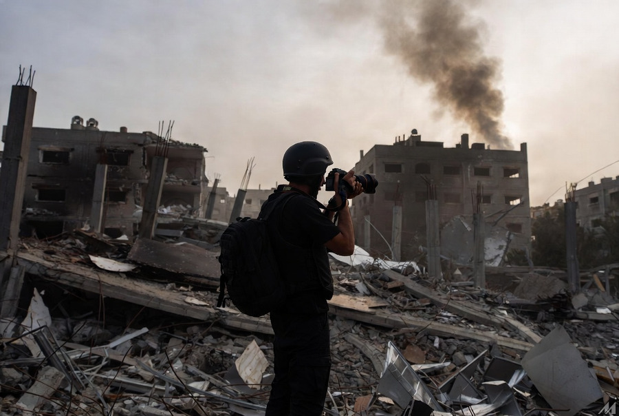 紛争地域とジャーナリズムのイメージ