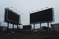 英国の広告代理店の雇用が6.8%減、クリエイティブ職の空洞化が鮮明に・・・エントリーレベルの採用激減