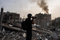 紛争地域とジャーナリズムのイメージ