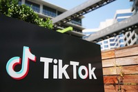 <p>CULVER CITY, CALIFORNIA – AUGUST 27: The TikTok logo is displayed outside a TikTok office on August 27, 2020 in Culver City, California. The Chinese-owned company is reportedly set to announce the sale of U.S. operations of its popular social media app in the coming weeks following threats of a shutdown by the Trump administration. (Photo by Mario Tama/Getty Images)</p>