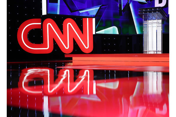 CNN、TikTokスタイルの縦型ニュース動画「CNN Shorts」のベータテストを開始