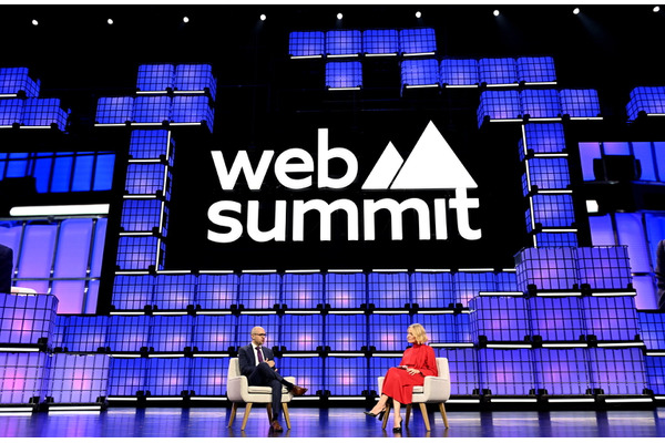 ニューヨーク・タイムズ会長が明かす「反報道の五段階」　圧力の時代にメディアは何を守るのか