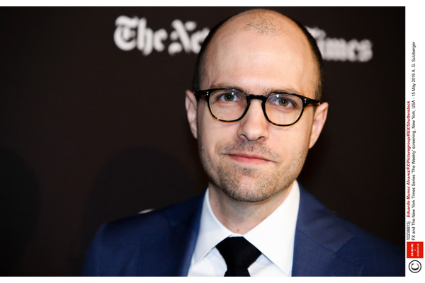 NYT発行人サルツバーガー氏が語る「AIの回答はジャーナリズムに依存する」、報道の持続可能性と1300万人の購読者についても言及 画像