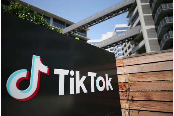 TikTokの再編、トランプ大統領が承認…オラクルとウォルマートが計20%を出資し来年上場を目指す 画像
