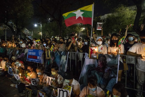 抗議活動が続くミャンマー、軍のアカウントをFacebookとYouTubeが相次いで削除 画像